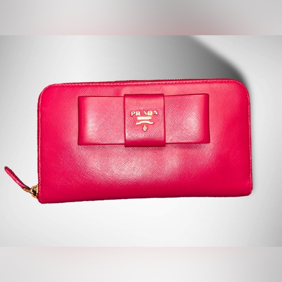 3$ start!! Prada Pink Saffiano Leather Bow Zip Around Wallet with Box Auth card - Picture 2 of 16